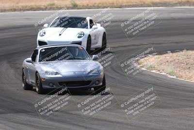 media/Jun-01-2025-CalClub SCCA (Sun) [[eae223c5dd]]/Group 1/Track Event 4/